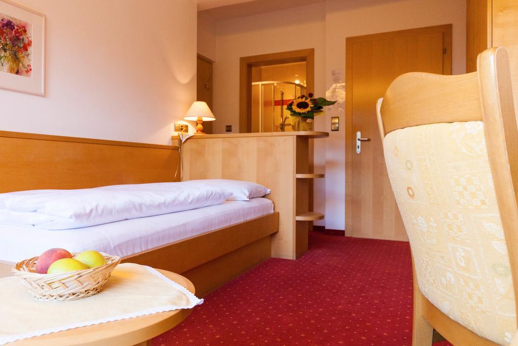 Hotel Thurnergut Tirolo Luaran gambar